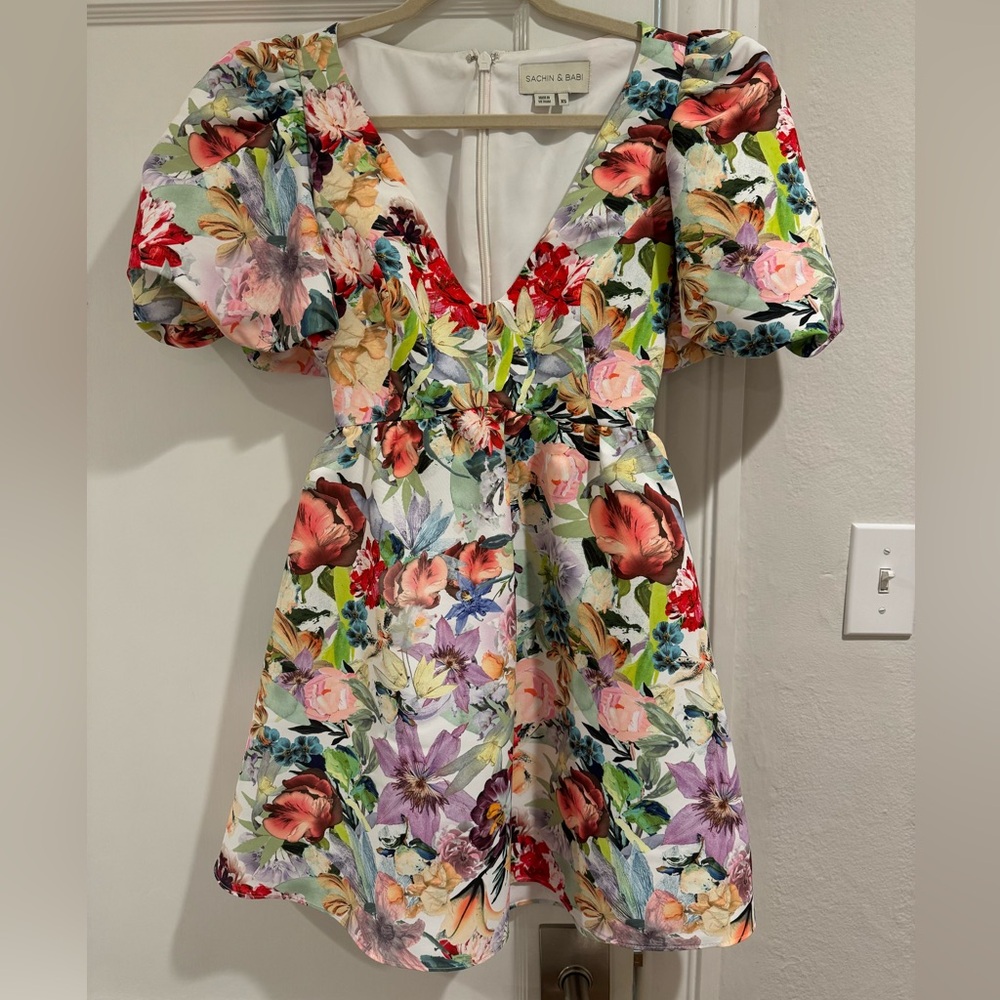 Sachin & Babi Beverly multi-color floral Puff Sleeve Dress (XS) Like new!